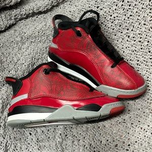 Air Jordan dub Toro size 11 C